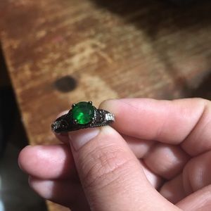 Emerald skull ring